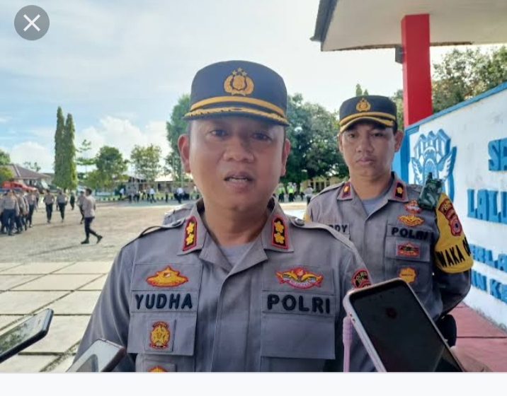 Heran Dengan Tuntutan Mahasiswa, Kapolres Ajak Warga Tual Jaga kamtibmas